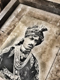 Indian dignitary frames photo - IND 66