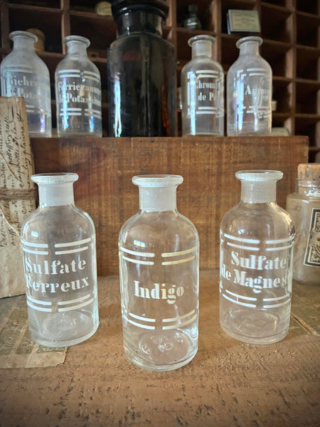 Three antique blown-glass pharmacy bottles, 19th early 20th centuries. LOT N°8