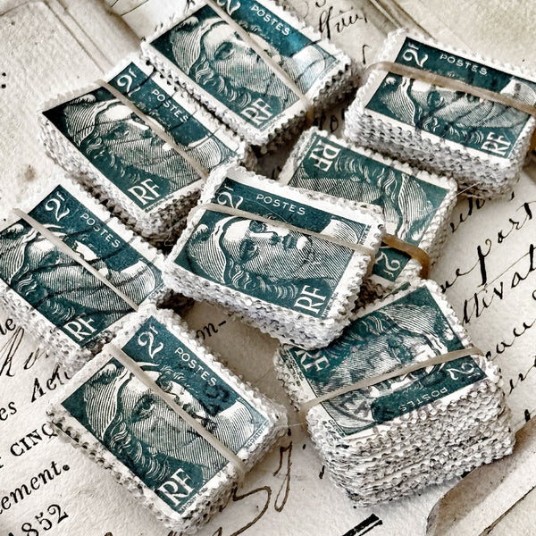 100 Identical French Stamps - PETROL BLUE (2803-D5)