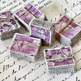 100 Identical French Stamps - PURPLE (2803-D9)