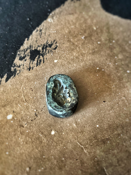 Antique&nbsp; Oval Seal – Serpent &amp; Lotus Motif - IND 7
