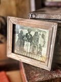 Small Vintage Indian Family Portrait frame - IND 49